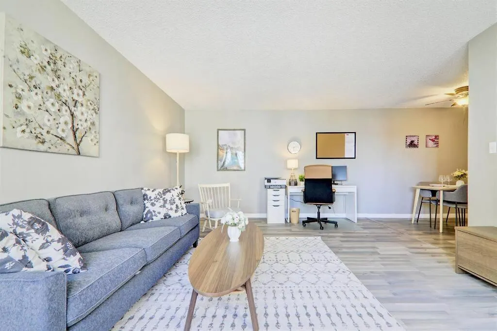 YYC Roomy Top Floor At Stampede W Free Parking And Ac 0*,  קנדה